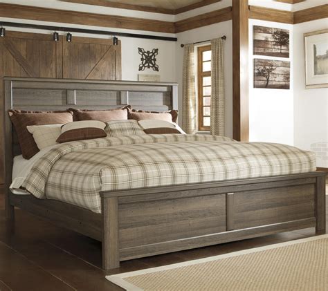 Signature Design By Ashley Juararo Transitional King Panel Bed