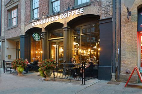 The Best And Worst Starbucks Locations In Toronto