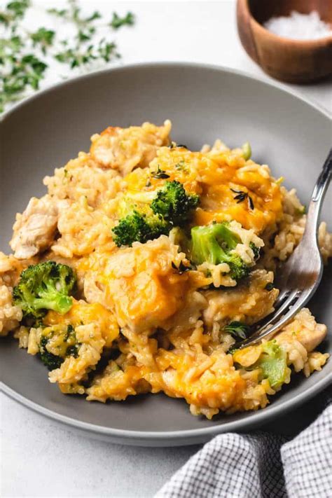 Cheesy Broccoli Chicken And Rice Casserole Veronika S Kitchen