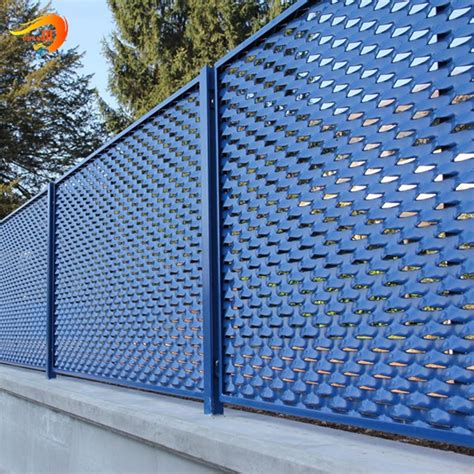 China Outdoor Durable Decorative Expanded Metal Sheets For Privacy