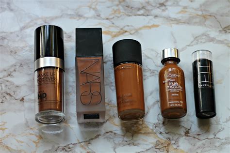 5 Makeup Foundations That Look Amazing On Dark Skin Beauty And The Beat