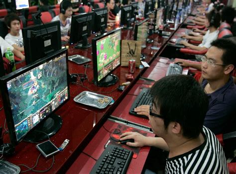 Man Dies After Playing Online Games For Three Days Lies Dead For Hours
