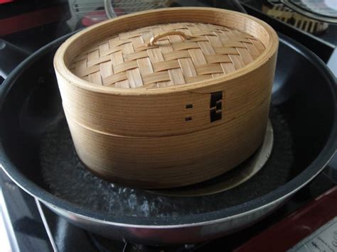 How To Use A Bamboo Steamer Basket