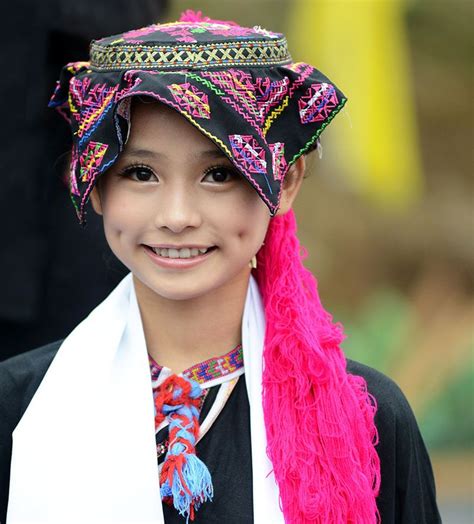 Ethnic Li Girl Hainan Island China Image Beautiful Beautiful Smile