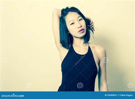 Het Mooie Sexy Aziatische Portret Van De Vrouwen Uitstekende Kleur Stock Afbeelding Image Of