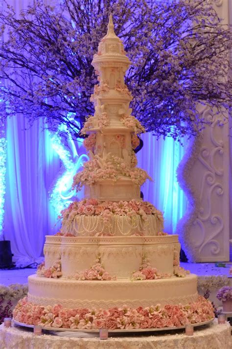 7 Tiers Le Novelle Cake Jakarta And Bali Wedding Cake Royal Wedding