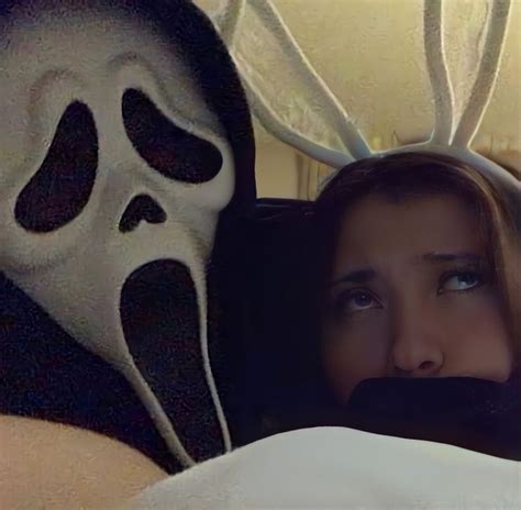 Girl With Ghostface Cute Selfie Ideas Sister Jokes Ghostface