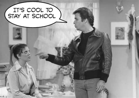 Fonzie Giving Advice Happy Days Tv Show Erin Moran The Fonz Laverne And Shirley 70s Tv Shows