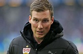 Der Trainer Hannes Wolf kennt sich sowohl beim VfB als auch beim HSV ...