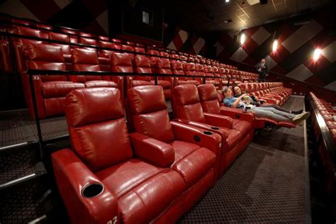 Photos Marcus Palace Cinema Opens In Sun Prairie Ct