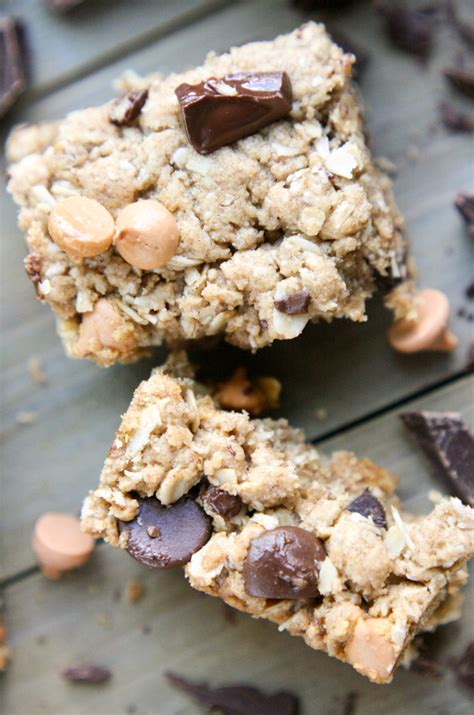 Delicious and made with just a few ingredients! Dark Chocolate Butterscotch Oat Bars