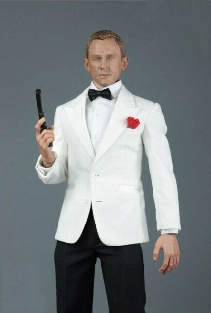 16 Agent James Bond 007 White Tuxedo Clothing Set For 12 Hot Toys