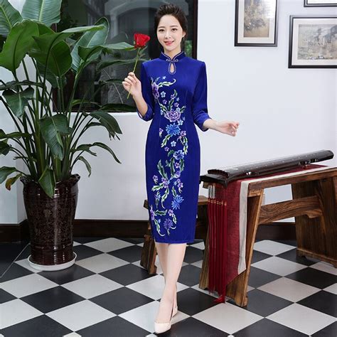 Traditional Chinese Dress Qipao Long Blue Printing Velvet Cheongsam