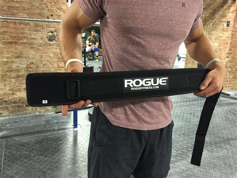Rogue Fitness 4 Nylon Weightlifting Belt Review Barbend