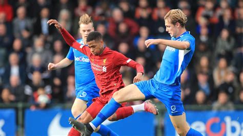 Uefa Youth League Les Jeunes De Genk Battus 0 2 Par Liverpool Le Soir