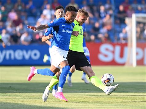 Playsport - Farul - Poli Iași 1-3. Campioana a dat peste un ”Sheriff