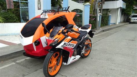 It is so much popular bike in south asia. Dobjunk egy oldalkocsit egy Honda CBR 150 Repsol-hoz ...