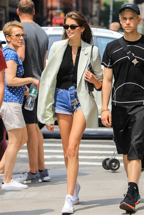 Kaia Gerber Shows Off Her Long Legs While Out With Friends In New York City 0106198