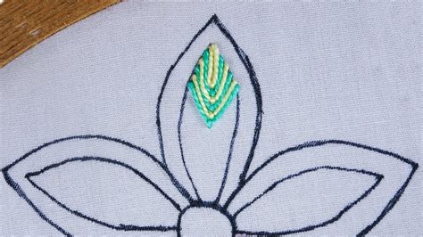 Hand Embroidery Back To Back Lazy Daisy Dual Color Dual Needle Work
