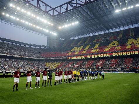 Watch ac milan vs fk crvena zvezda free online in hd. AC-Milan-and-Inter-Milan-players-line-up-in-front-of-an ...