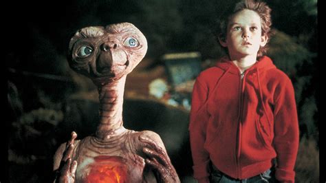 Et The Extra Terrestrial 1982 Directed By Steven Spielberg Film Review