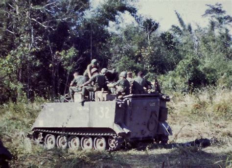 A Co 3rd Platoon 15 Inf 25th Inf Div Bobcats Track 32 Dec 1967