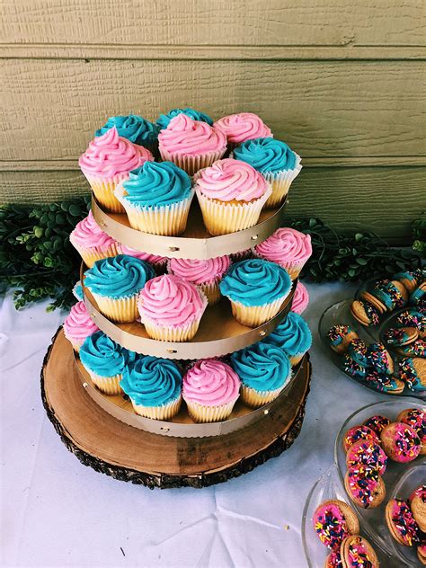 Gender Reveal Cupcakes | Gender reveal dessert, Gender reveal cupcakes, Gender reveal cake