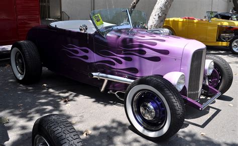 Classic Cars Authority Not Many People Choose A Purple Paint Fewer Go For Purple Flames But