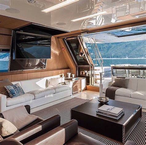 Yate Luxury Yacht Interior Luxury Boat Boat Interior Best Interior Design Luxury Travel