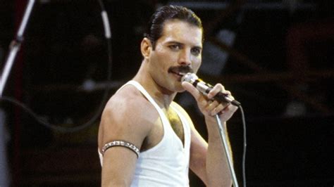 Freddie Mercury Steckbrief Biografie Und Alle Infos