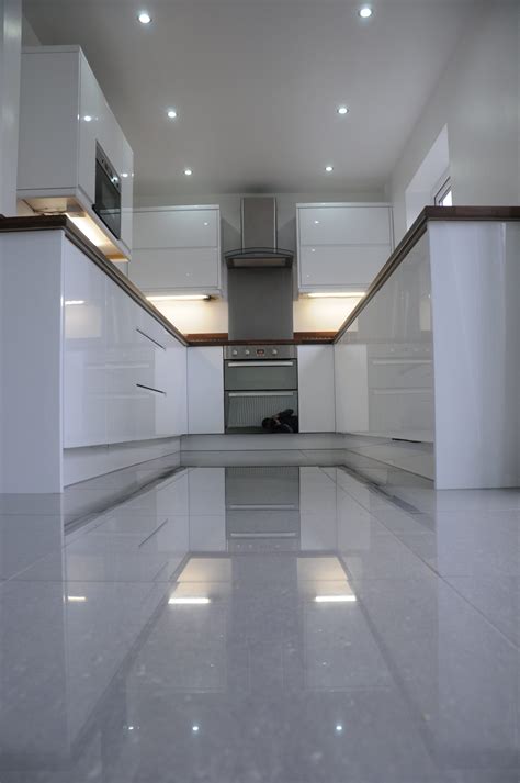 White is much more than the classic colour that never fails. White gloss kitchen in Bolton - CK Installations