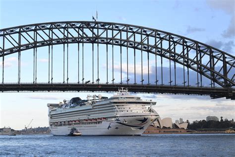 Pando Cruises Ship Becomes Tallest To Sail Under Sydney Harbour Travel