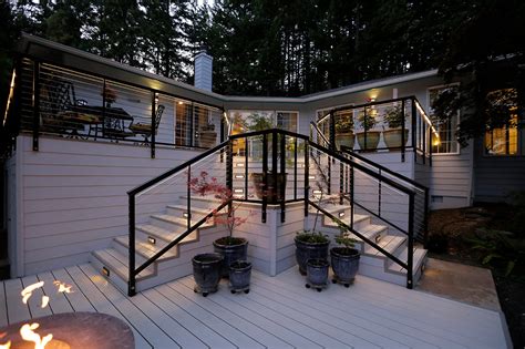 Modern Aluminum Tri Level Deck Design And Build G Christianson