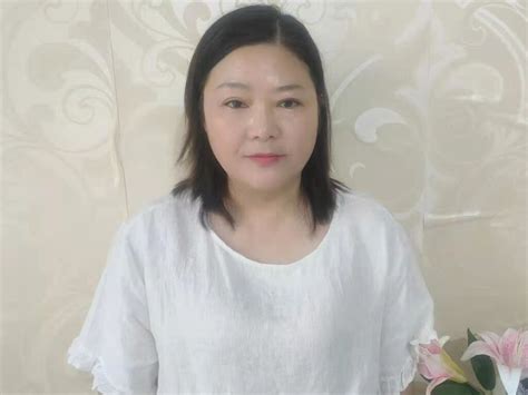 Angicarolin Kathyevadne Verapatricia Busty Black Haired Asian Mom Webcam