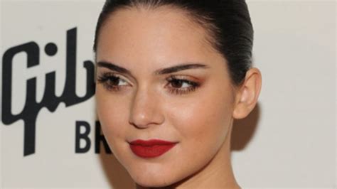 Kendall Jenner Flashes Some Serious Flesh On Instagram Herie