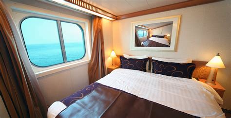 Browse over 7,557 expert photos and member pictures of the royal caribbean oasis of the seas cruise ship. Cruise Ship Cabin Guide - How to Pick Best Option