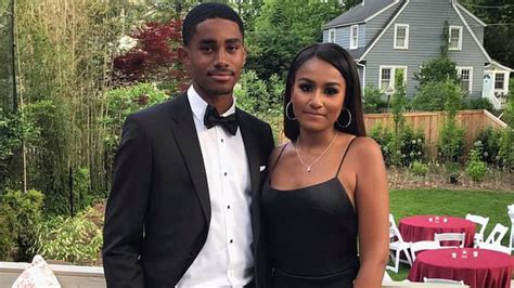 Watch Access Hollywood Interview Sasha Obama Wows At Prom In Glam