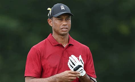 Tiger Woods Badly Damaged Leg Repaired With Pins Rods And Screws