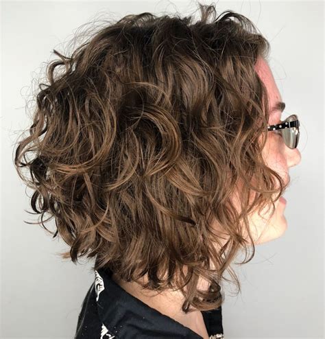 Scrunched Curly Inverted Bob Bob Hairstyles Curly Hair Styles