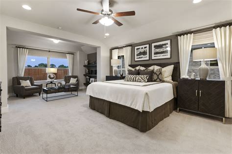 Mission Valley Vista Estates With Pacesetter Homes Master Bedroom