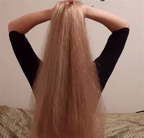 Video Irinas Thick Healthy Blonde Mane Realrapunzels Long