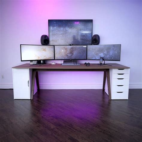 Selain dapat memaksimalkan ruang yang ada, model. √ 30+ Desain Meja Komputer Gaming Minimalis & Harga Jual 2019