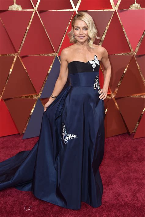 Kelly Ripa Oscars 2017 Academy Awards Stars On The Red Carpet