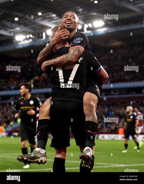 Manchester Citys Gabriel Jesus Top Celebrates Scoring His Sides