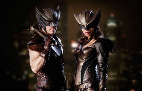 First Look Dcs Legends Of Tomorrows Hawkman And Hawkgirl