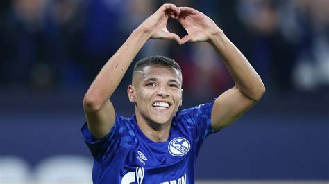 According to this, both football clubs are said to have. Amine Harit gewinnt Wahl zum „Tor des Monats" - Schalke.me
