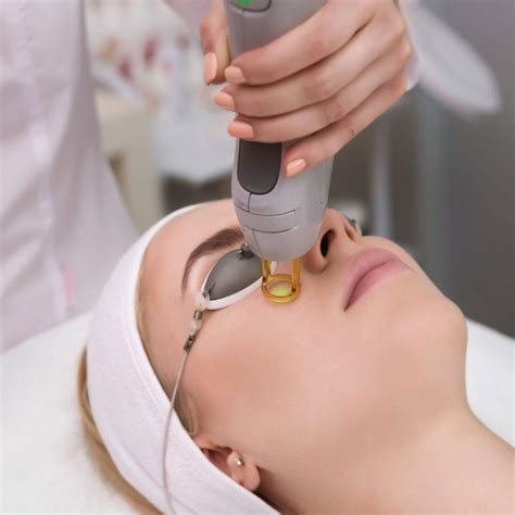 Fractional Co2 Laser Treatment In Singapore Ang Skin And Hair Clinic