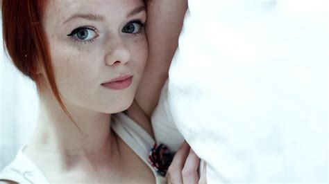 Redhead Model Lass Suicide Women Pornstar Rare Gallery