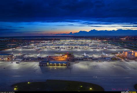 Airport Overview - Airport Overview - Apron at London ...