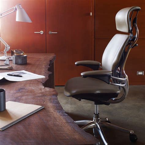 The freedom headrest chair by humanscale offers ergonomics and intuitive adjustments that will make spending hours at your desk far more enjoyable, featuring a full body ergonomic design with minimal and simple adjustments. Humanscale Liberty (Freedom) Office Chair | Chair, Best ...